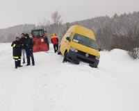 files/einsaetze/2019/2019_01/PKW_Bergung_Paketdienst_20190105.jpg